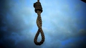 Без вести пропавшего бойца нашли повешенным на дереве 